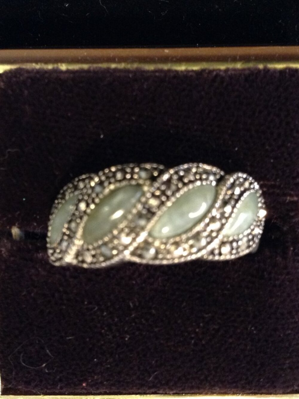 VTG Circa: 1985 Aventurine Quartz Marcasite Sterling Cocktail Ring Quiet Luxury